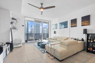 Brickell 1BR Skyline Balcony Corner Suite Walkable to City Centre LuxePad - 0