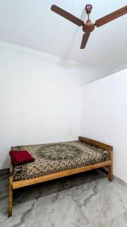 Shri Sowraja Homestay - 4