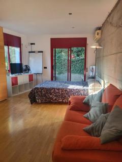 Loft con jardín privado, mascotas bienvenidas en Sant Cugat Barcelona - 4