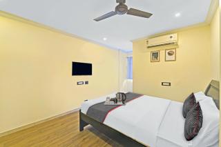 Super Townhouse Fantasea Hotels Near OMR - 5