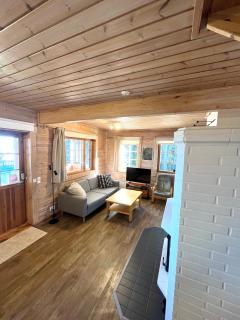 Tyyni Resort - Hirsihuvila Aalto - 4