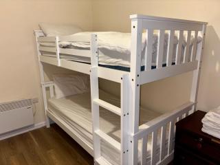Larches lane Retreat - sleeps 5 - Wolverhampton - 2