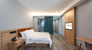 Borrman Hotel Jiangyin Zhouzhuang - 5