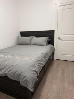 Floret & Fern Cozy Two Bedroom Private Suite - 8