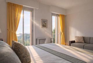 The French Affair - Escape to Cap Ferrat - 1