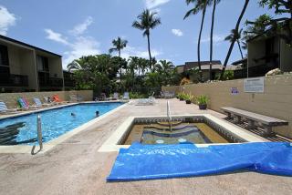 Kihei Garden Estates #C-208 Fully Renovated Loft-Style unit, Shared Hot Tub - 8