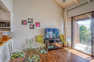 Maalaea Banyans #403 Ocean Front Location, Top Floor, Excellent View, Wifi - 5
