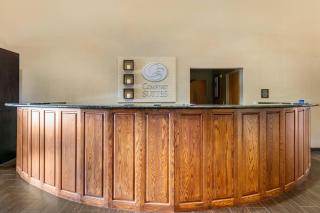 Comfort Suites Batesville - 7