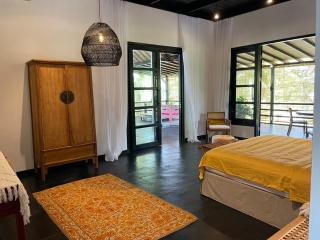 Villa Rawarawa Beachfront Lovina - 7