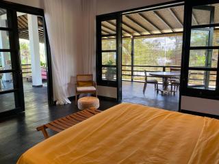 Villa Rawarawa Beachfront Lovina - 3