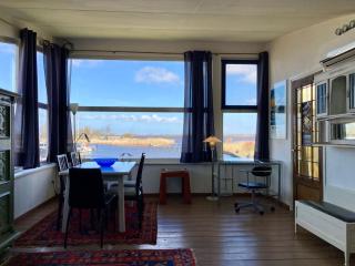 Unique lakeside house with sauna and panoramic harbour views 5 guests - 2