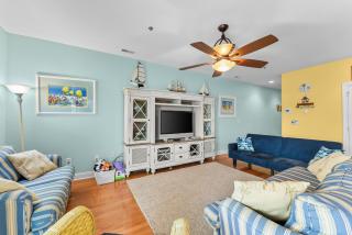 Wildwood Crest Condo with Ocean Views & Heated Pool - 5