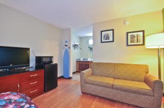Country Hearth Inn & Suites Marietta - Atlanta - 5