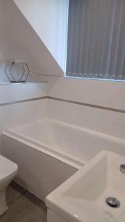 Stylish 3BR Home Private Luxury Stays & Event Hire - 1