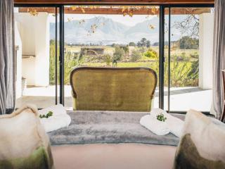 Duikersdrift Winelands Country Escape - 1