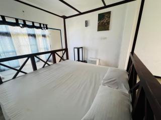 Hotel Lean at 83 - 0