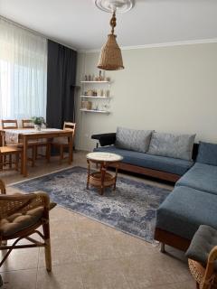 Pandora's Seaview Apartment - 6