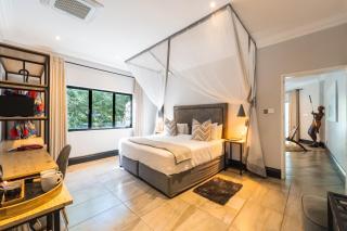 Nkosi Guest Lodge - 8