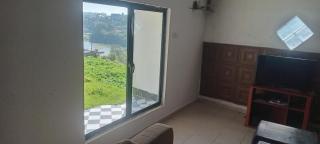 Gregory Lake Inn - 4