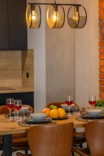 Klimatyczny Apartament z Parkingiem w Łodzi by Noclegi Renters - 5