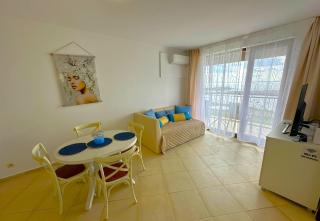 Romantic Firstline Ap With Stunning Seaview Panorama - 8