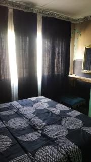 Wagonwheel family guest house - 9