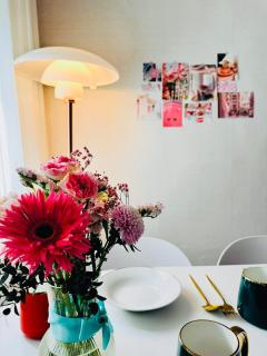 Affordable Stay Seoul city center near Hongdae Gangnam 5 min to Subway Station - 6