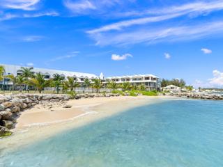 Ocean Breeze, Fully Renovated Beachfront 2 bdr - 9