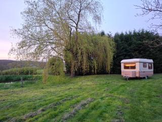 Caravane 'So Cute and Cosy' à la Ferme de la Chevêche - près de Namur - Ardennes - 1