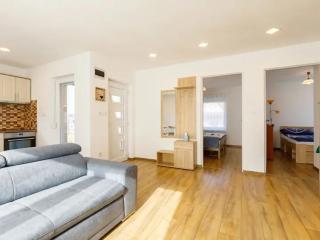 1007 - Rutland Ház Balatonkeresztúr - 8