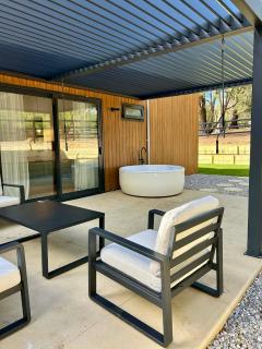 Peaceful Country Escape with Pool Spa Fireplace - 5