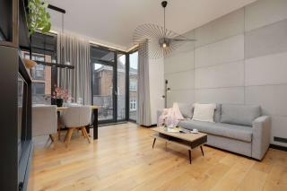 Stylish Apartment with 2 Bedrooms, Parking, Balcony, and AC by Renters Prestige - 7