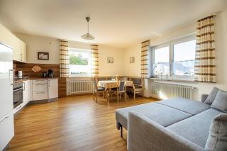 Haus Heidi mit Balkon - 3