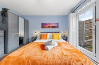 1BR - Free Parking - Home Away From Home - LGW - 5