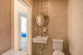 Sea View Retreat 2 - 4