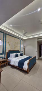 Status Dine Banquet And Restaurant - 9