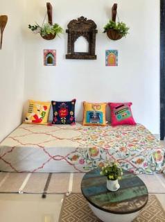 Iraaya Stays - Atithi Devam - Spacious 2BHK Near Prem Mandir - 6