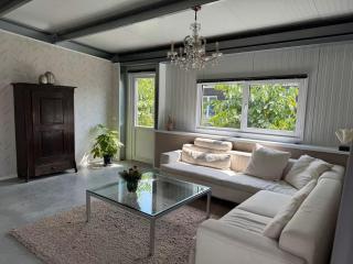 Private Apartment Retreat - 9