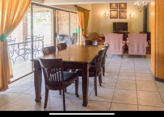 Zebula Golf and Wildlife Estate - Zebras Crossing Pax 10 - Moi Signature Villa - 8