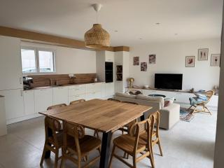 Quiet family home à 300 m Beach - 3