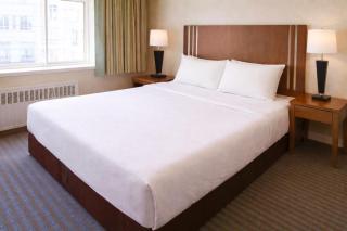 The Greenbrier Hotel by NorthernStays Vancouver - 1