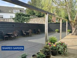 Breda Apartment w Kitchen & Private Bathroom 2p - 3