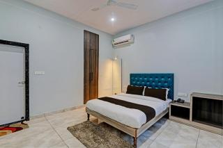 Collection O Maharaja Resort - 3