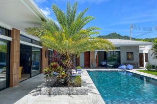 Villa Aqua 4BR Pool Villa with Sauna, Rawai Beach - 5