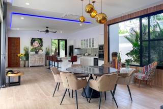 Villa Aqua 4BR Pool Villa with Sauna, Rawai Beach - 3