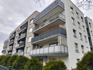 Apartament Rzeczańska Poznań, 50m2, dwie sypialnie z salonem i aneksem kuchennym, balkon, parking podziemny, czwarte piętro, winda, nowy blok - 7