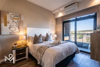 Menlyn Maine Luxury Rentals - Pretoria - 8