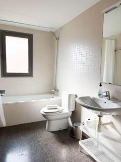 StayVNG Bright & Modern 2BR 143 l Centre Vilanova - 8