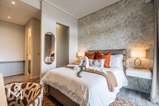 Menlyn Maine Luxury Rentals - Pretoria - 6