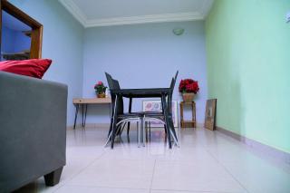 Kevin's Luxurious Home - 0